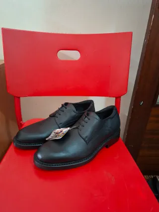 Zapatos Magnum Nuevos Talla 44