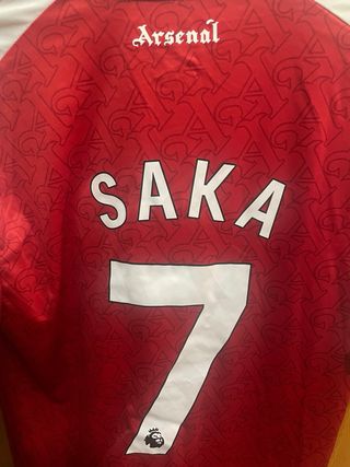 Camiseta Arsenal Talla M Saka 7