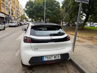 Peugeot 208 2022