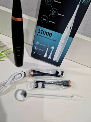 Limpador Elétrico de Dentes