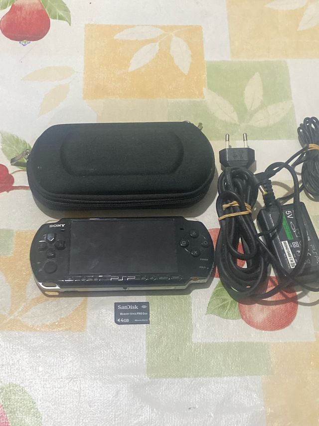PSP Sony 3004 Negra