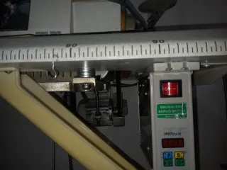 Máquina de coser industrial