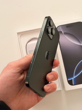 iPhone 16 Pro Max 256GB  Bateria 98%