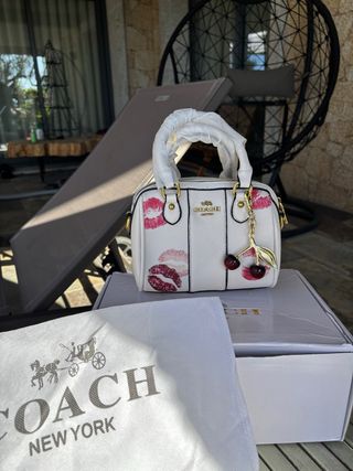 Bolsa Coach Mulher Branca e Vermelha