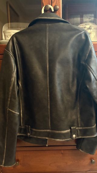 Cazadora polipiel Zara efecto desgastado Talla L 4