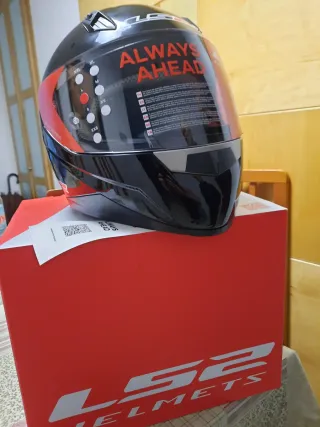 Casco LS2 Negro con Rojo