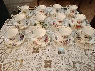 Colección 12 Tazas Té Meses Flores Porcelana