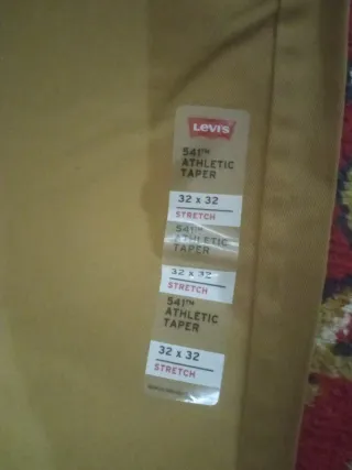 Pantalones vaqueros marrones