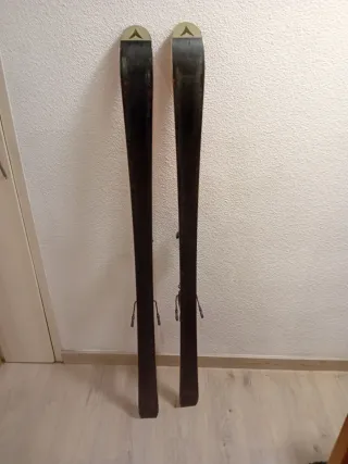 Esquís Dynastar 07 para 1.64m y 63kg