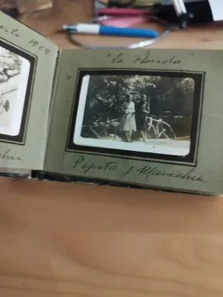 Álbum de fotos antiguo años 20