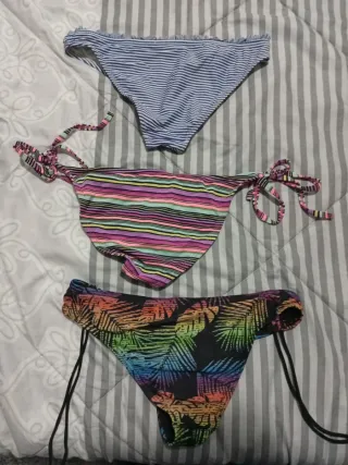 Bikini Rayas Azul y Multicolor