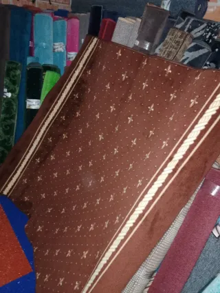 Tappeti da 2m x 1,80m= 19,99€ 2m x 1,35m= 14,99€ 2m x 1m=6,99€