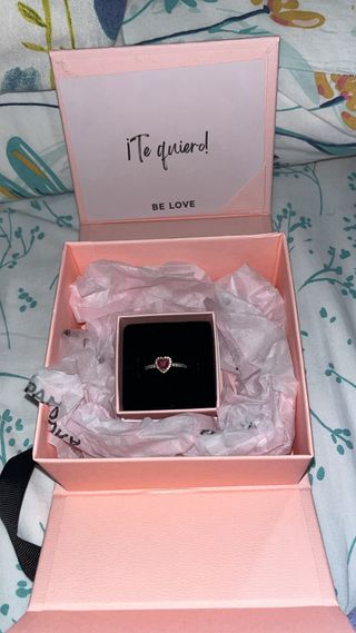 Anillo Pandora Corazón Rojo y Plata