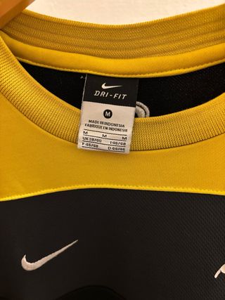 Sudadera Nike Dri-Fit Vintage Negra y Amarilla