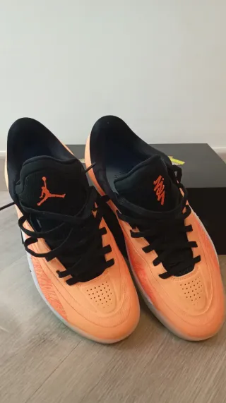 Zapatillas Baloncesto Jordan Zion 4 Naranja/Blanco