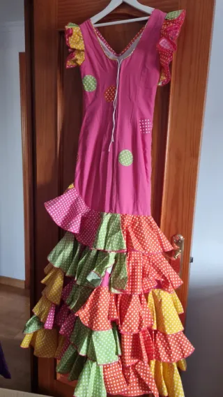 Traje de flamenca para niña