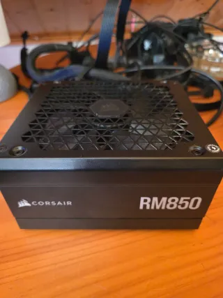 Fuente Corsair RM850 850W Modular Plus Gold