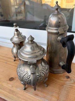 Set di 3 antiche caffettiere/teiere