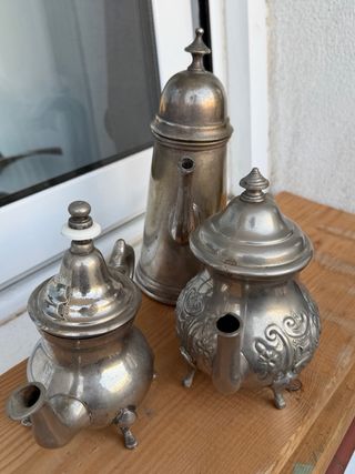 Set di 3 antiche caffettiere/teiere