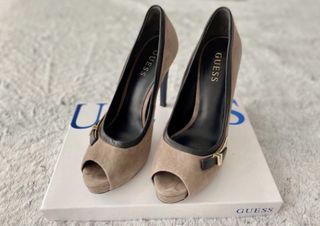 Zapatos de tacón Guess Peep Toe Marrones