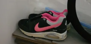 Nike Air Max Zapatillas Negras y Rosas