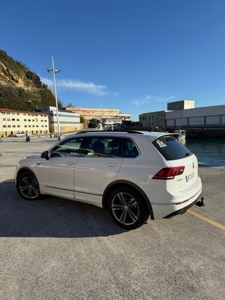 Volkswagen Tiguan r-line 2.0 TDI DSG