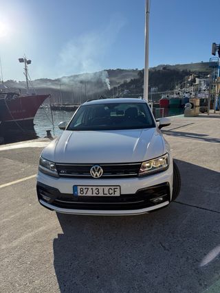 Volkswagen Tiguan r-line 2.0 TDI DSG