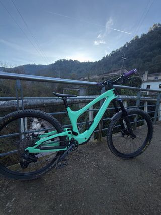 Bicicleta Enduro Bold Unplugged PRO TR
