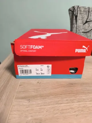 Zapatillas Puma Blancas y Beige Nuevas