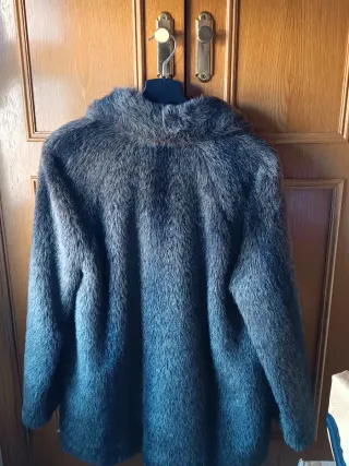 Abrigo Piel Sintética Marrón y Gris