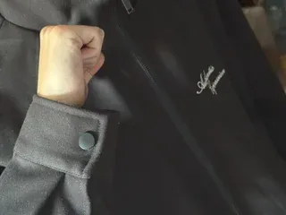 Chaqueta bomber negra de entretiempo Bershka