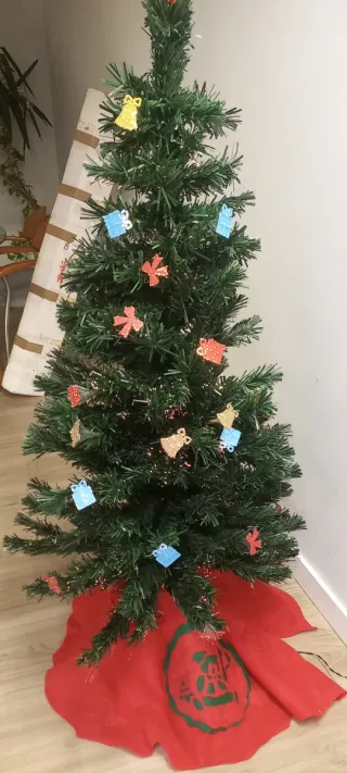 Árbol de Navidad Fibra Óptica con Adornos