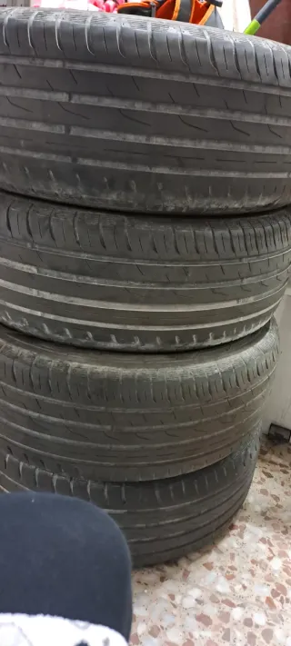 Neumáticos de coche