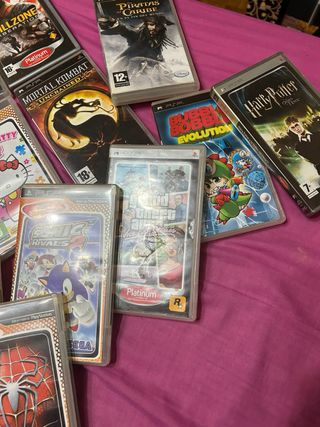 Lote 18 giochi Sony PSP