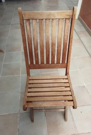 Mesa de jardín de madera + sillas