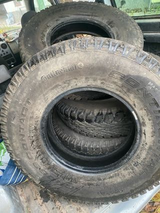 Neumáticos Continental ContiCrossContact.235/8R16C