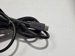 Caricabatterie originale Nintendo Switch con cavo e spina