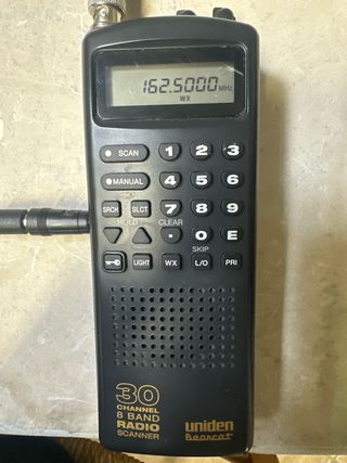 Escáner Uniden UBC60XLT 30 Canales