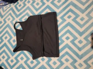 Top deportivo niña negro