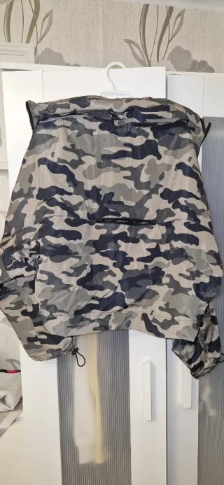 Conjunto chaqueta y pantalón corto