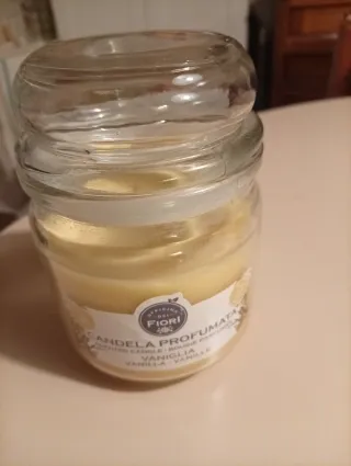 Candela profumata Vaniglia Fiori