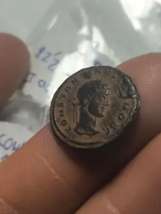 Moneda Romana Follis Constantino II