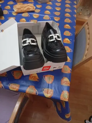 Zapatos Catwalk Negros Talla 39