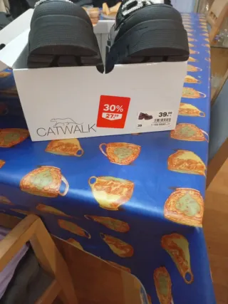 Zapatos Catwalk Negros Talla 39