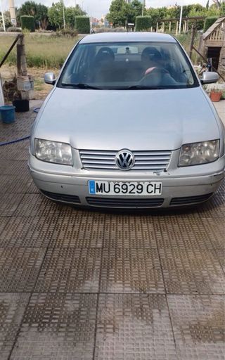 Volkswagen Bora 2000