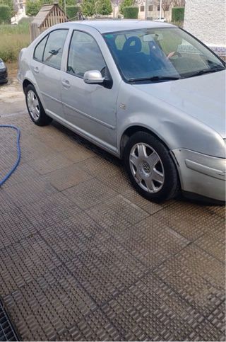 Volkswagen Bora 2000