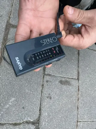 Radio Sanyo Stereo Portátil