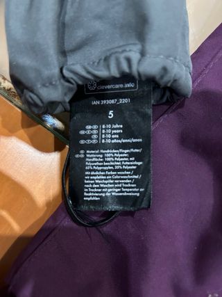 Pantalón de esquí y guantes