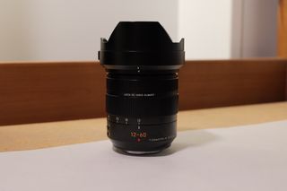 Lumix GH5 II, metabones y 2 objetivos más extras.