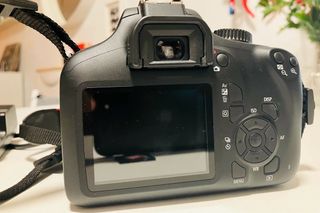 Canon EOS 4000D Cámara Digital Negra